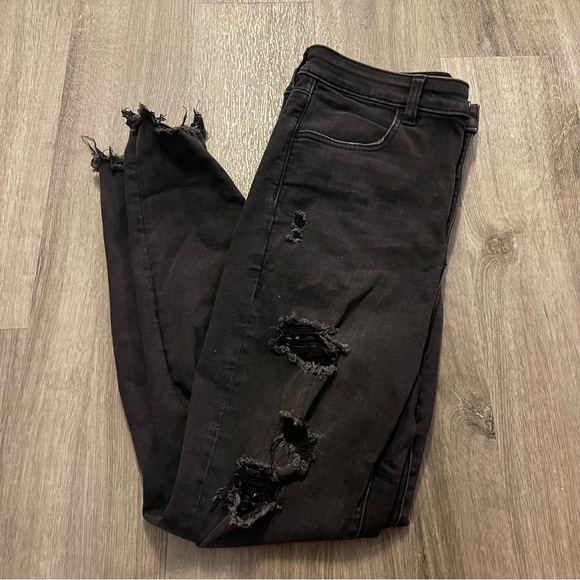 American Eagle Black Ripped Jeans - Picture 1 of 2